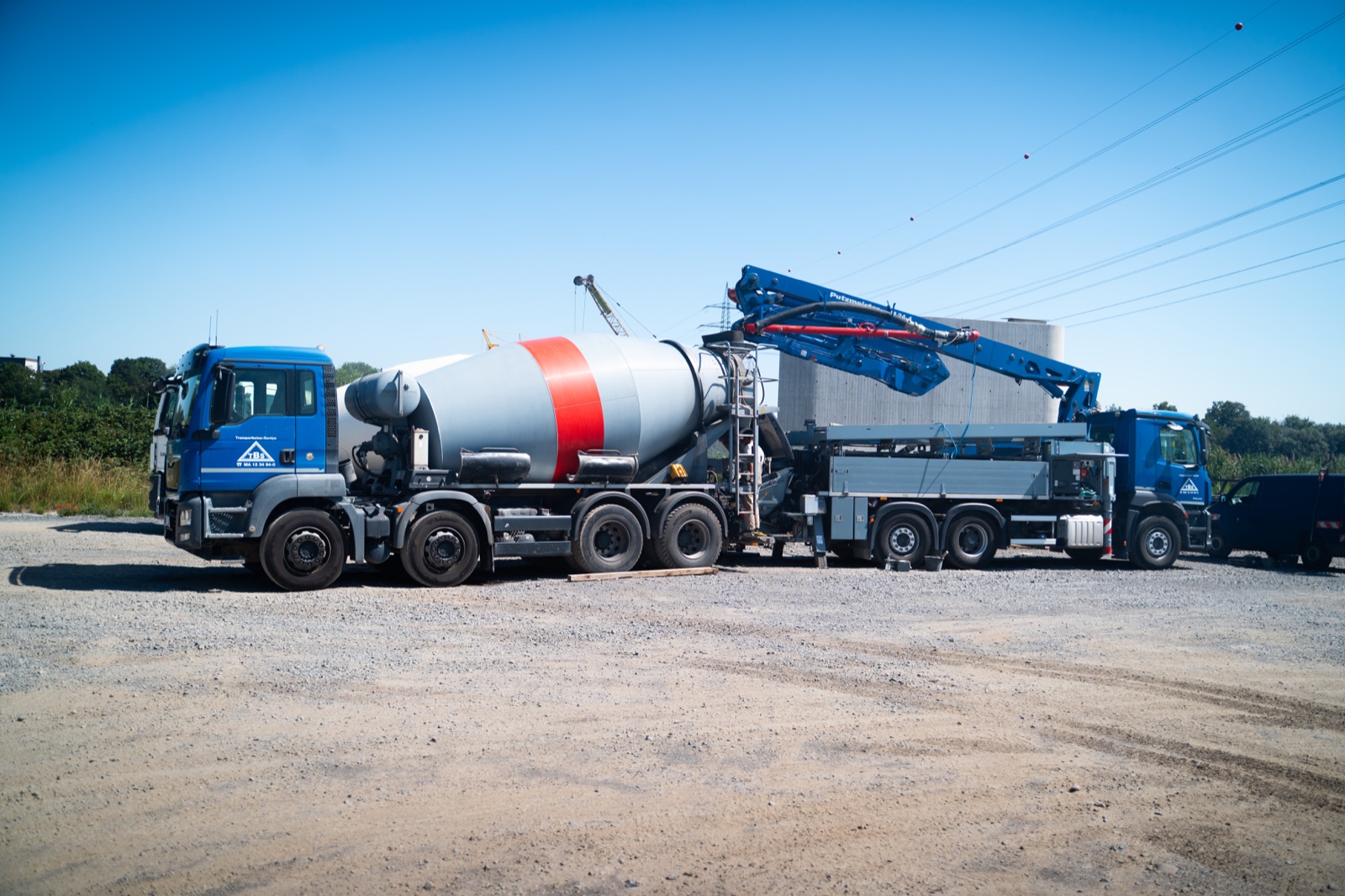 TBS-Fahrmischer und Betonpumpe in Ladenburg